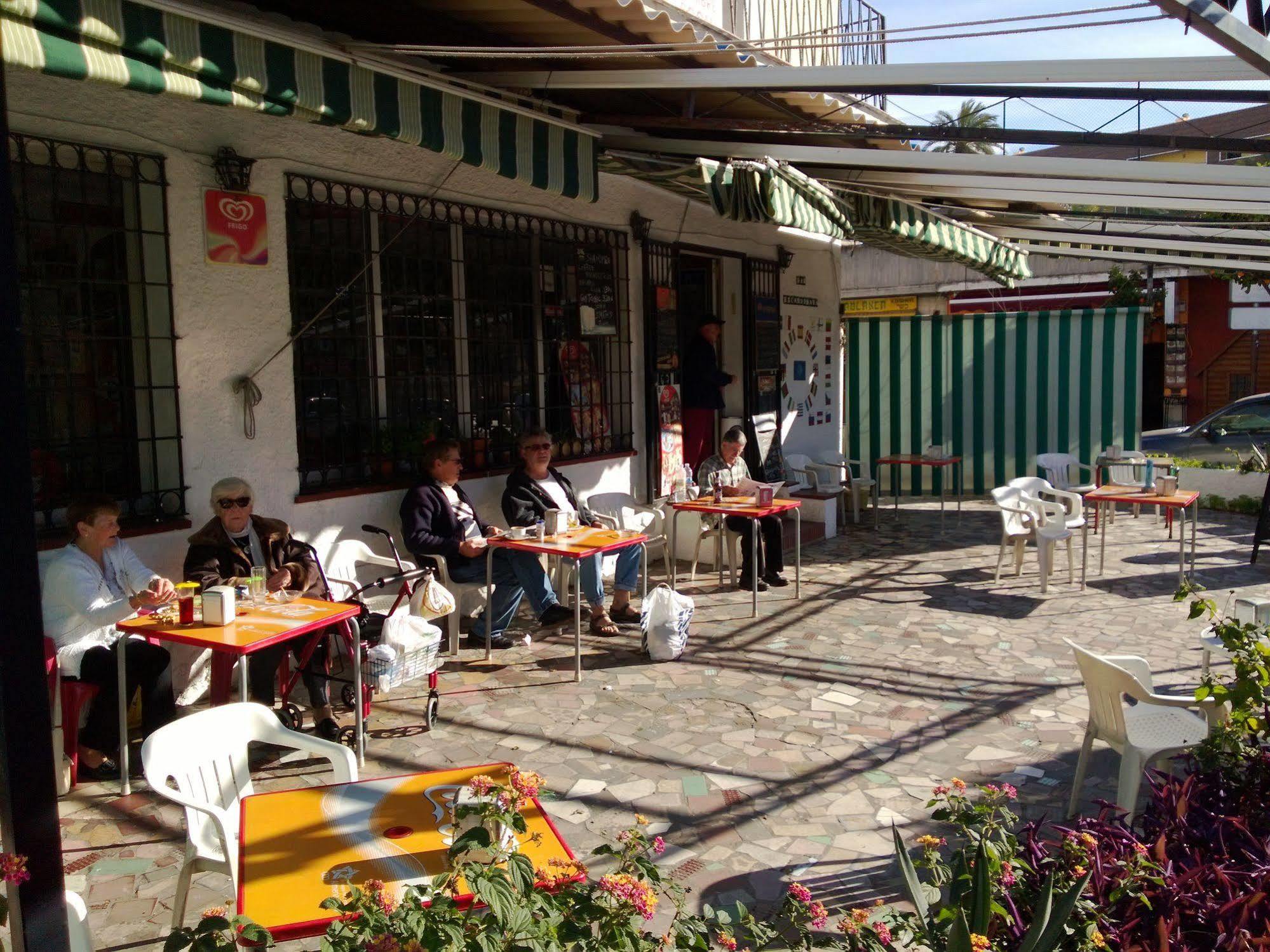 Escandinavia Torremolinos Buitenkant foto